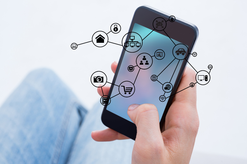 اپلیکیشن موبایل